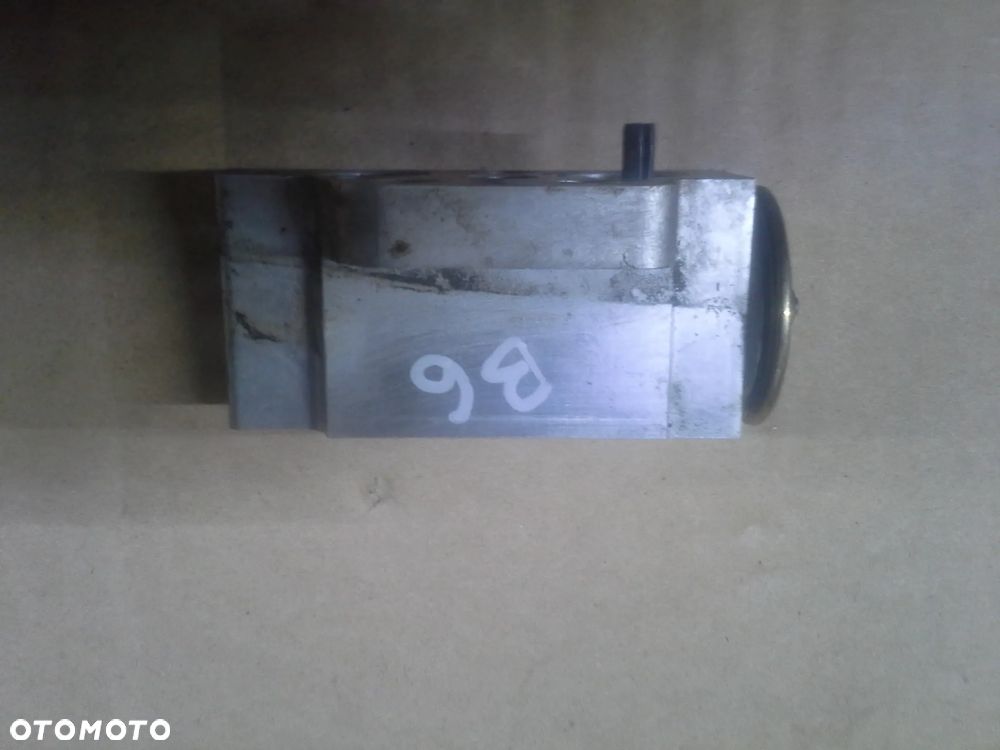 Volkswagen Passat B6 osprzęt nagrzewnicy dmuchawa 3C1820015J  Denso 246810-5382 - 11