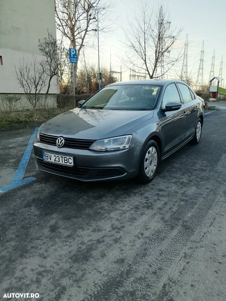 Volkswagen Jetta 1.6 TDI DPF Comfortline - 10