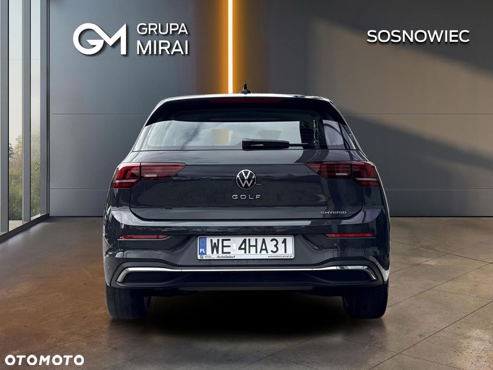 Volkswagen Golf 2025 photo 4