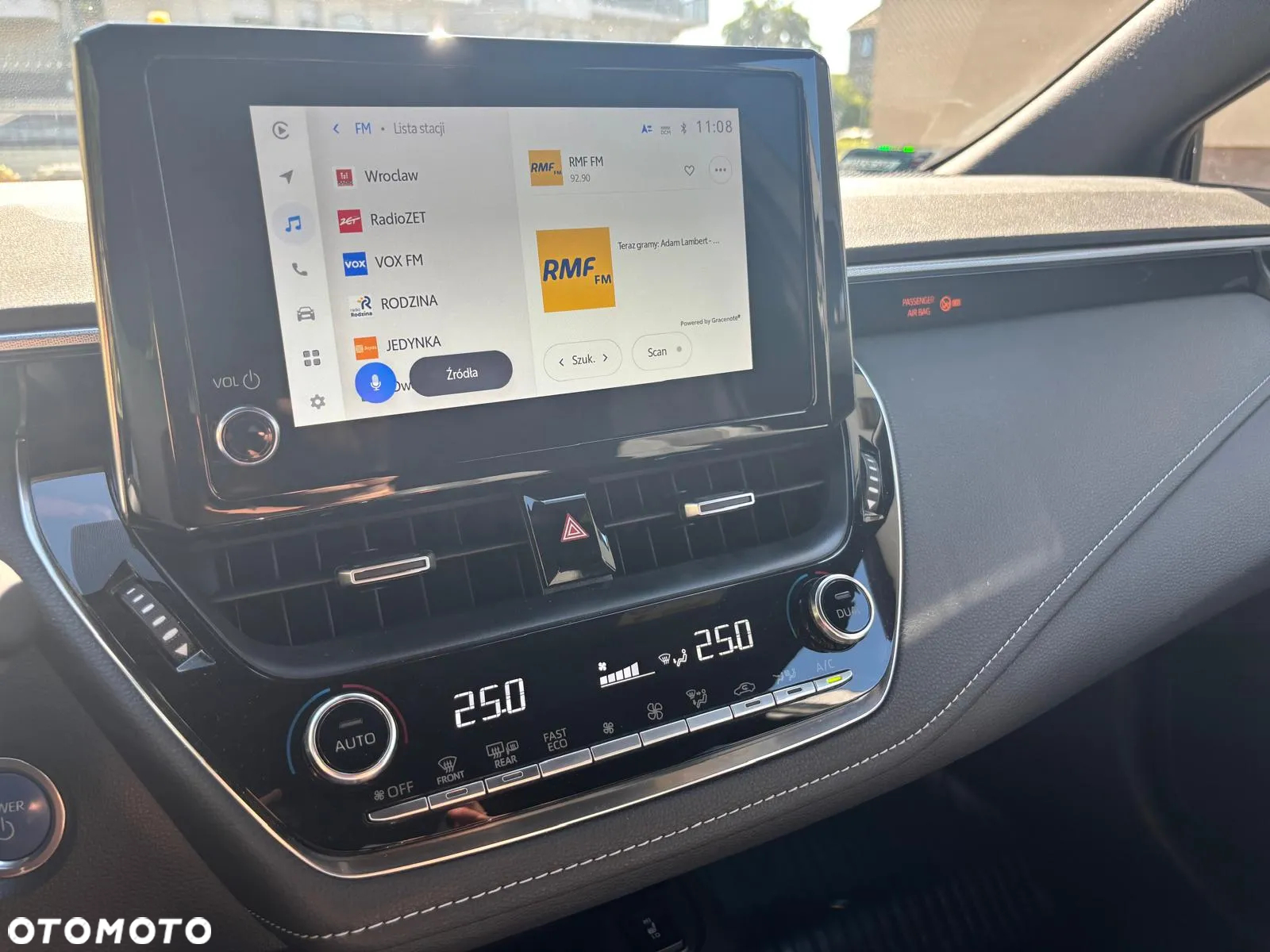 Toyota Corolla 2.0 Hybrid Comfort - 12