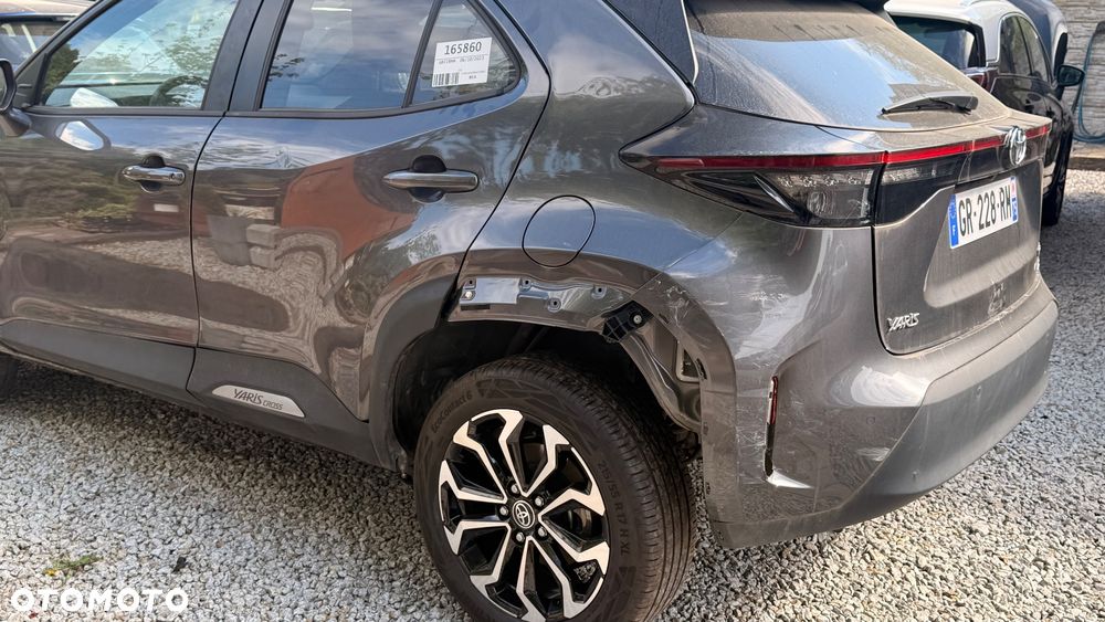 Toyota Yaris Cross 1.5 VVT-i AWD-i Adventure - 32
