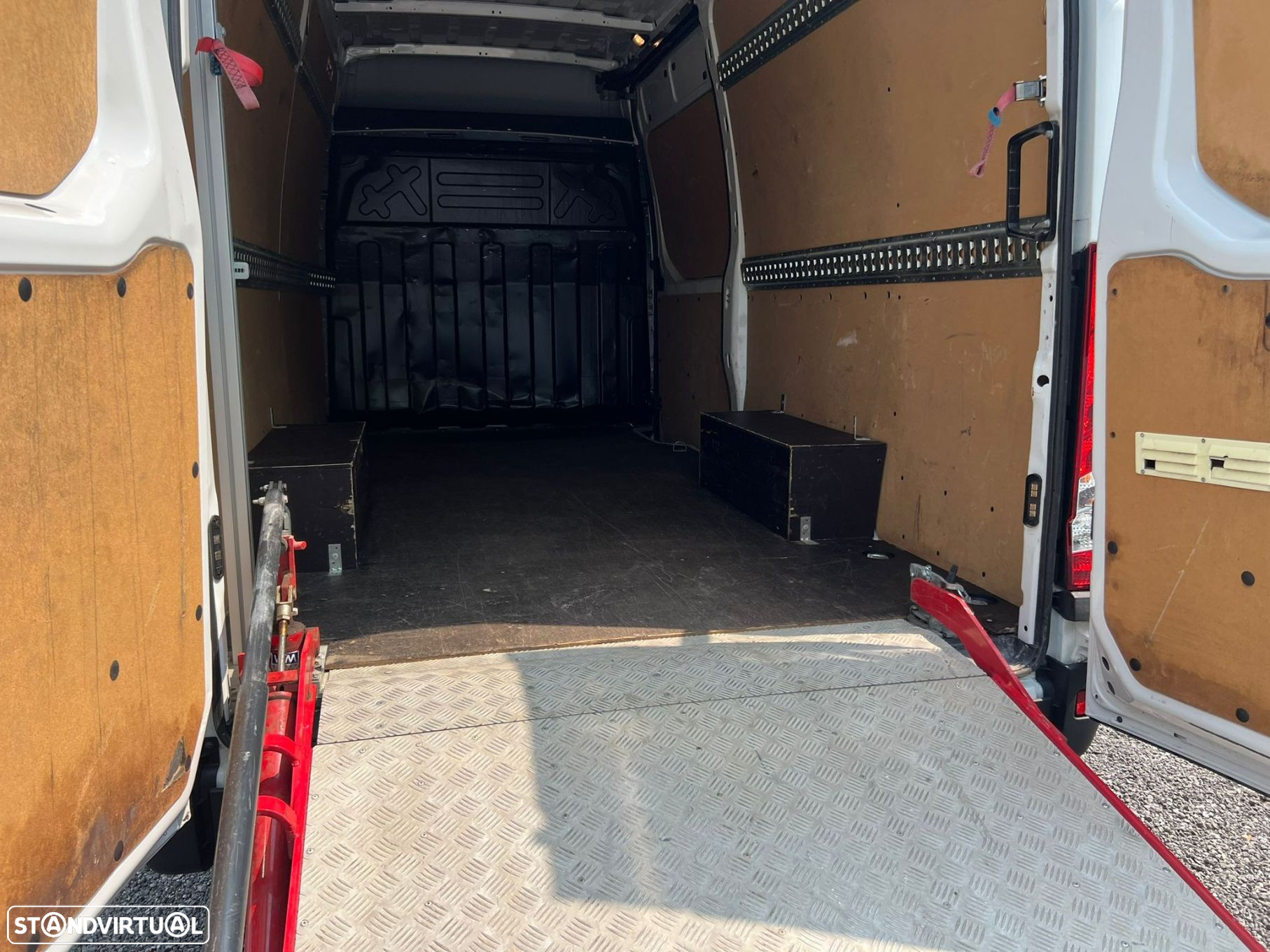 Iveco Daily 35S16 - 18