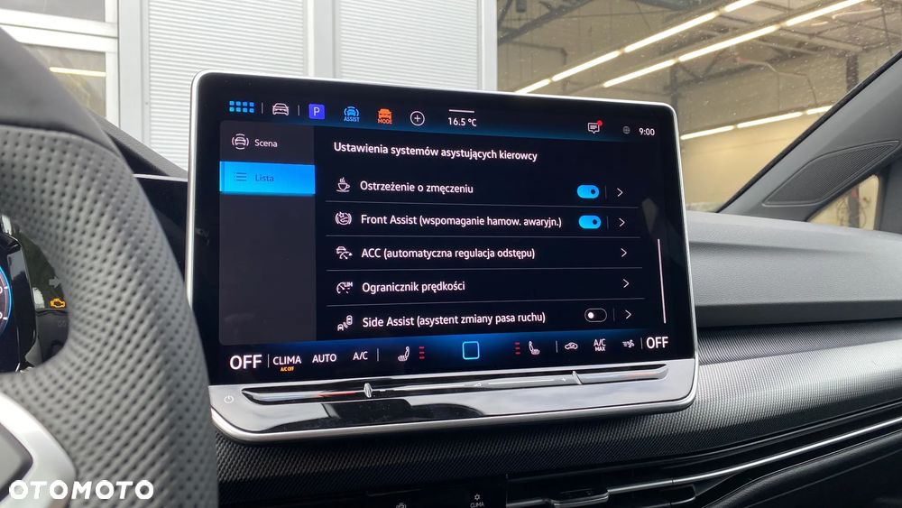 Volkswagen Golf 1.5 eTSI mHEV R-Line Plus DSG - 17