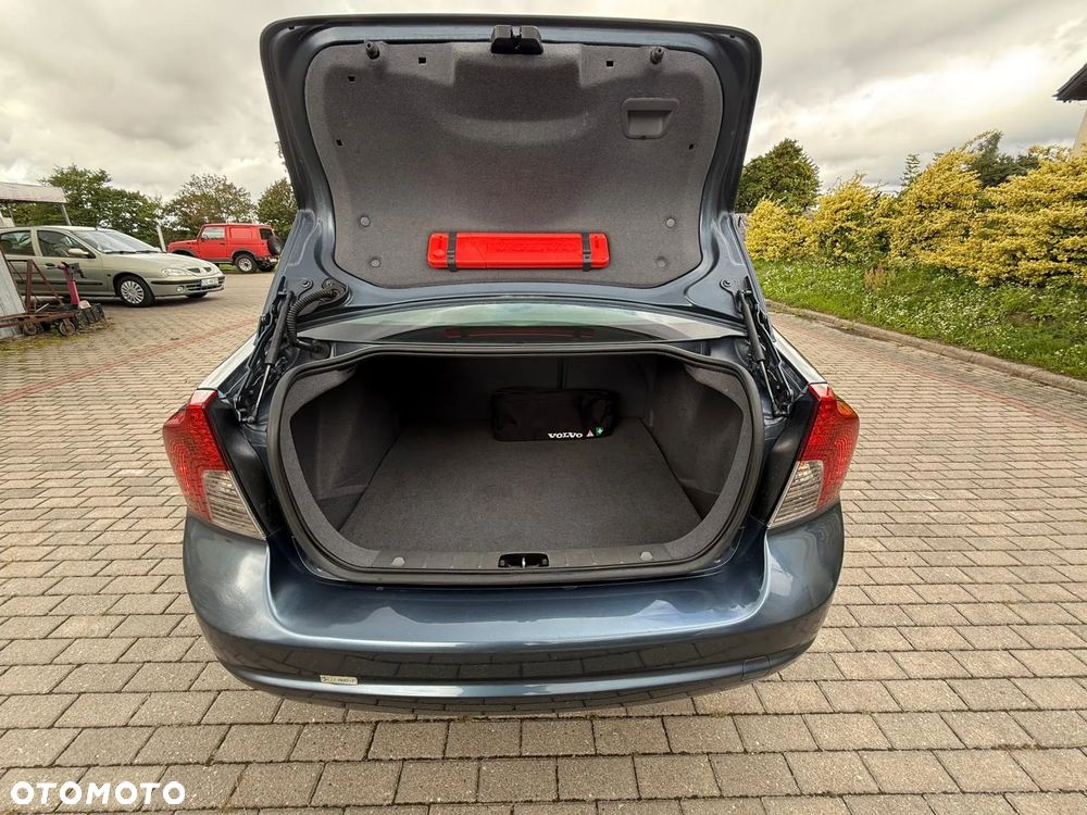 Volvo S40 1.8 Momentum - 6