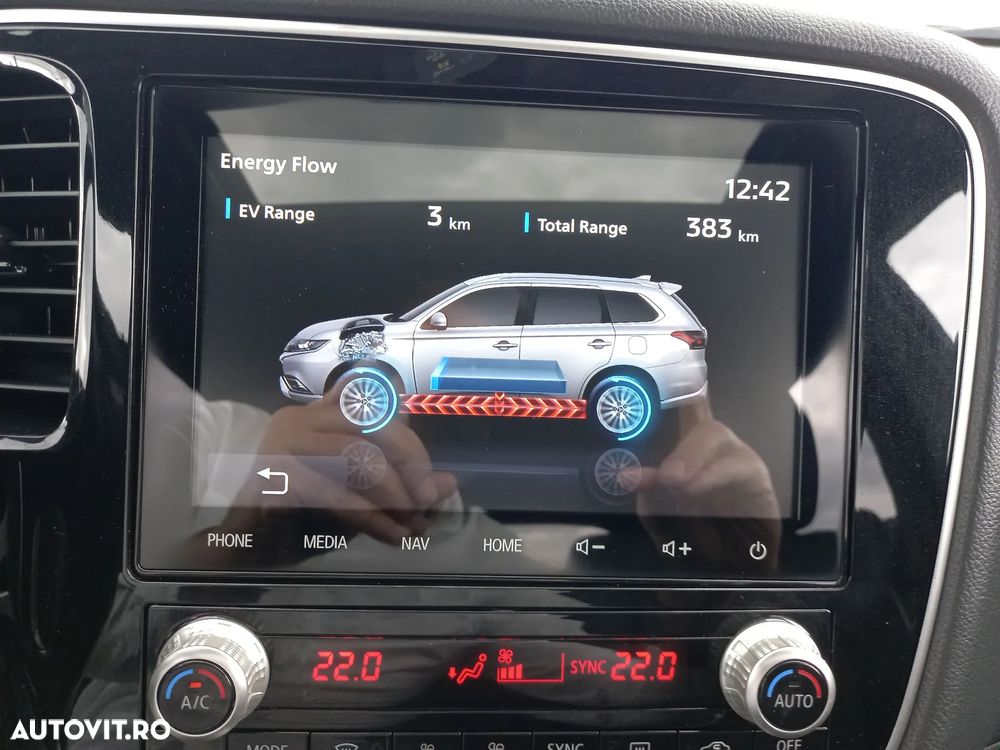 Mitsubishi Outlander 2.4 4WD - 26