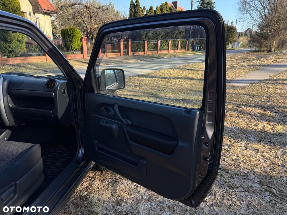 Suzuki Jimny - 20