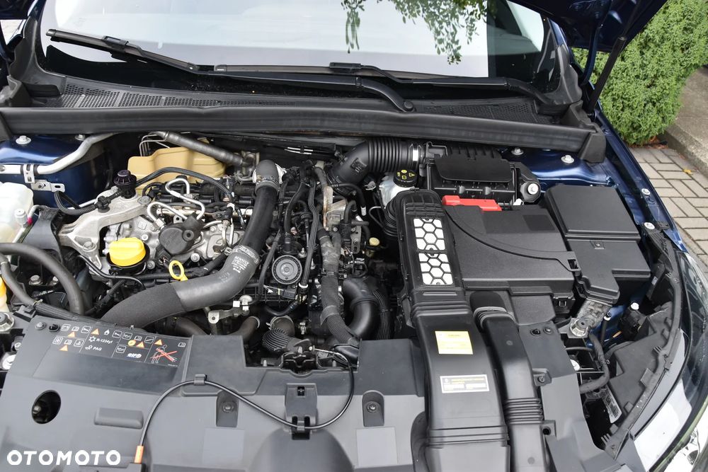 Renault Megane ENERGY TCe 160 EDC BOSE EDITION - 29