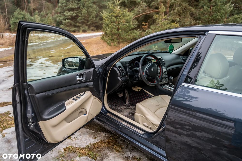 Infiniti G G37 AWD - 17