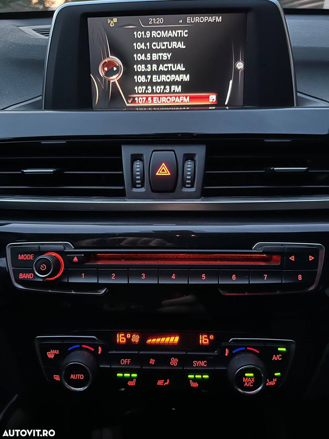 BMW X1 - 13