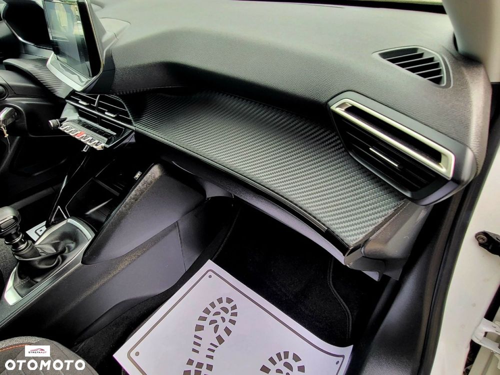 Peugeot 2008 - 24