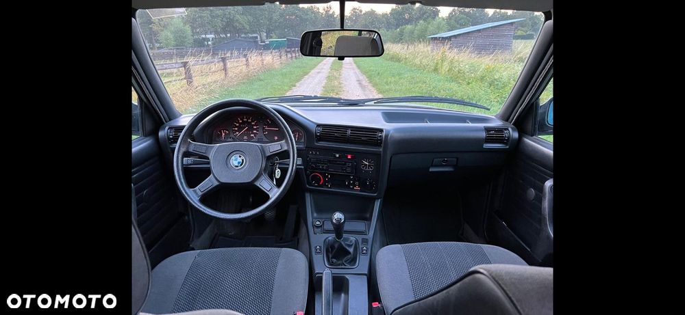 BMW Seria 3 324d - 21