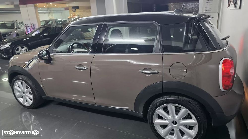 MINI Countryman Cooper Park Lane Chili - 32