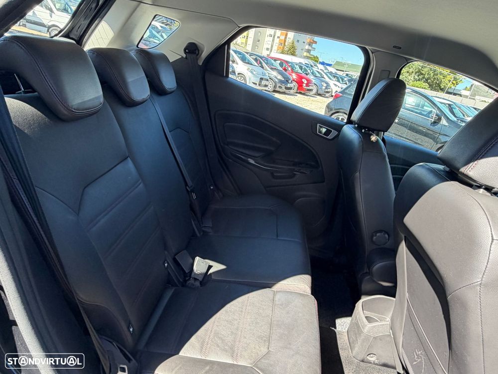Ford EcoSport 1.0 EcoBoost Titanium - 12
