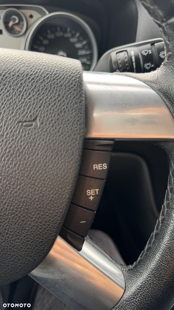 Ford Focus 2.0 16V Style - 16