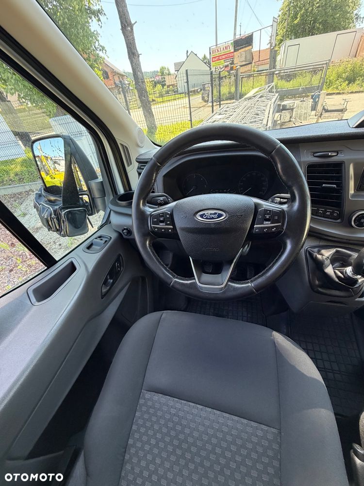 Ford Transit - 21