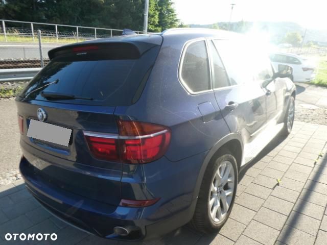 BMW X5 xDrive40d - 4
