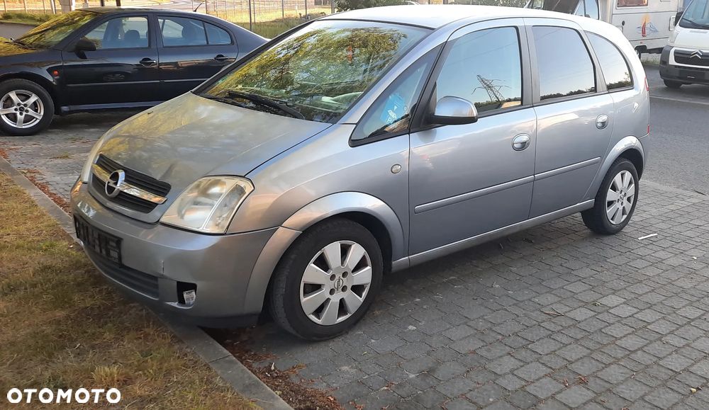 Opel Meriva 1.6 16V Cosmo - 7