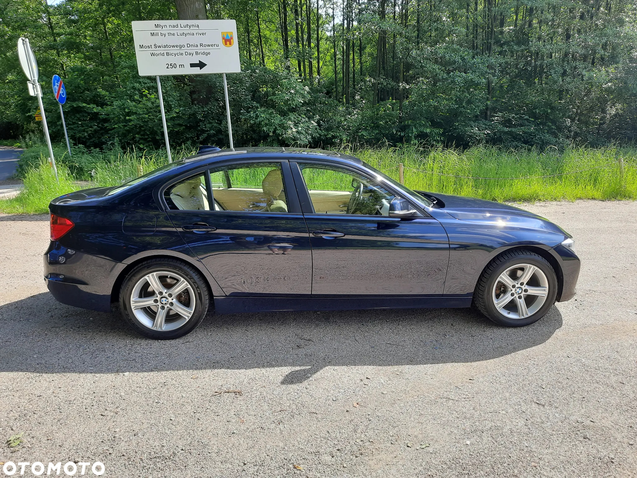 BMW Seria 3 328i xDrive - 12