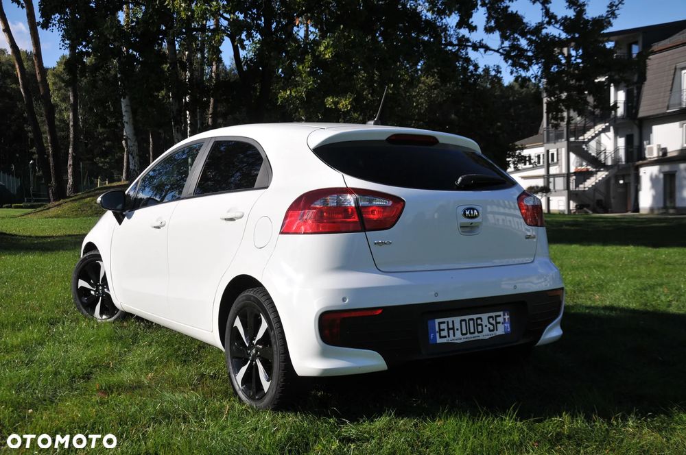 Kia Rio 1.2 Business Line - 16