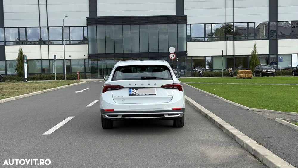 Skoda Octavia 2.0 TDI DSG 4X4 Scout First Edition - 5