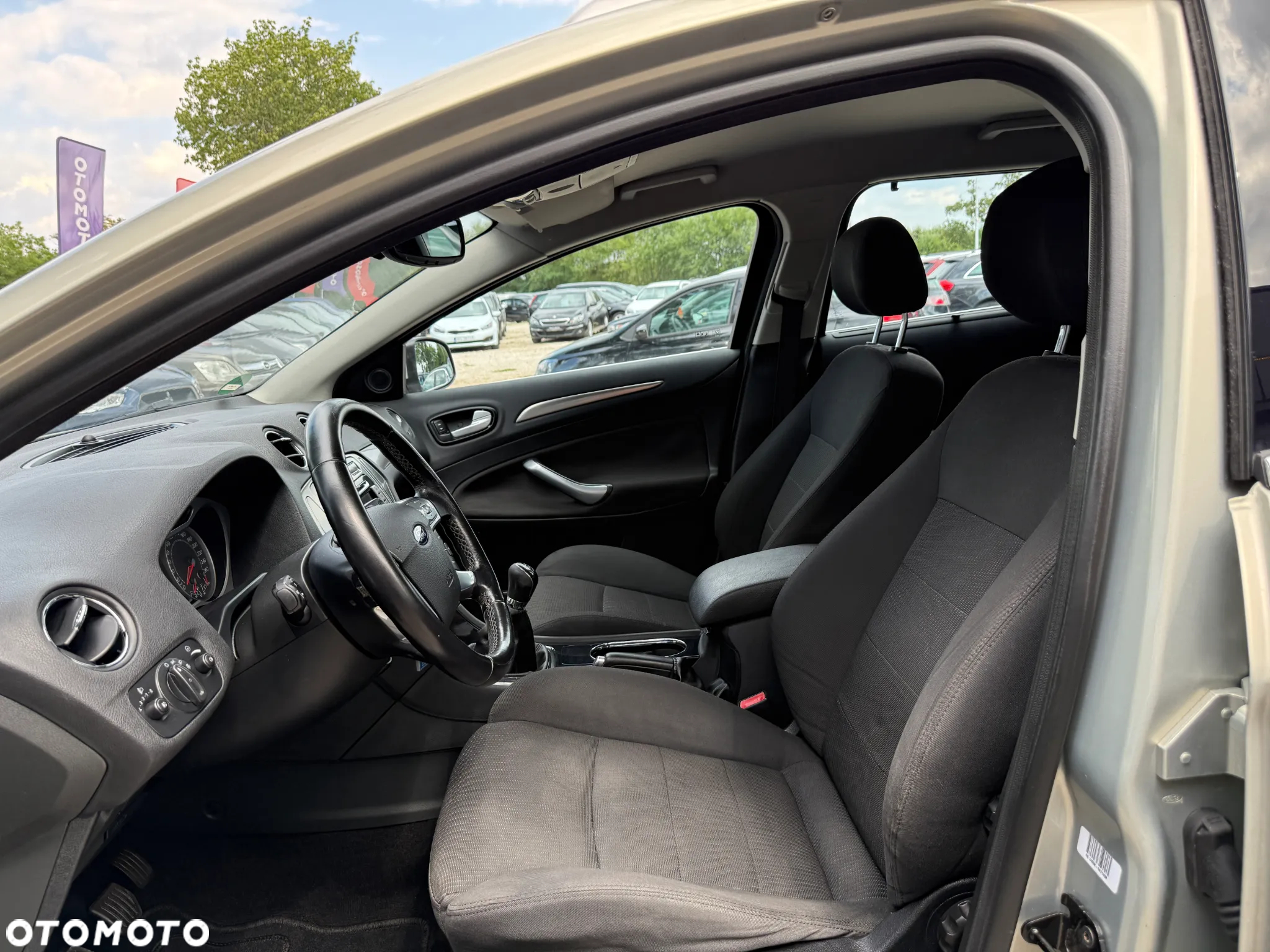 Ford Mondeo 2.0 Titanium X - 25