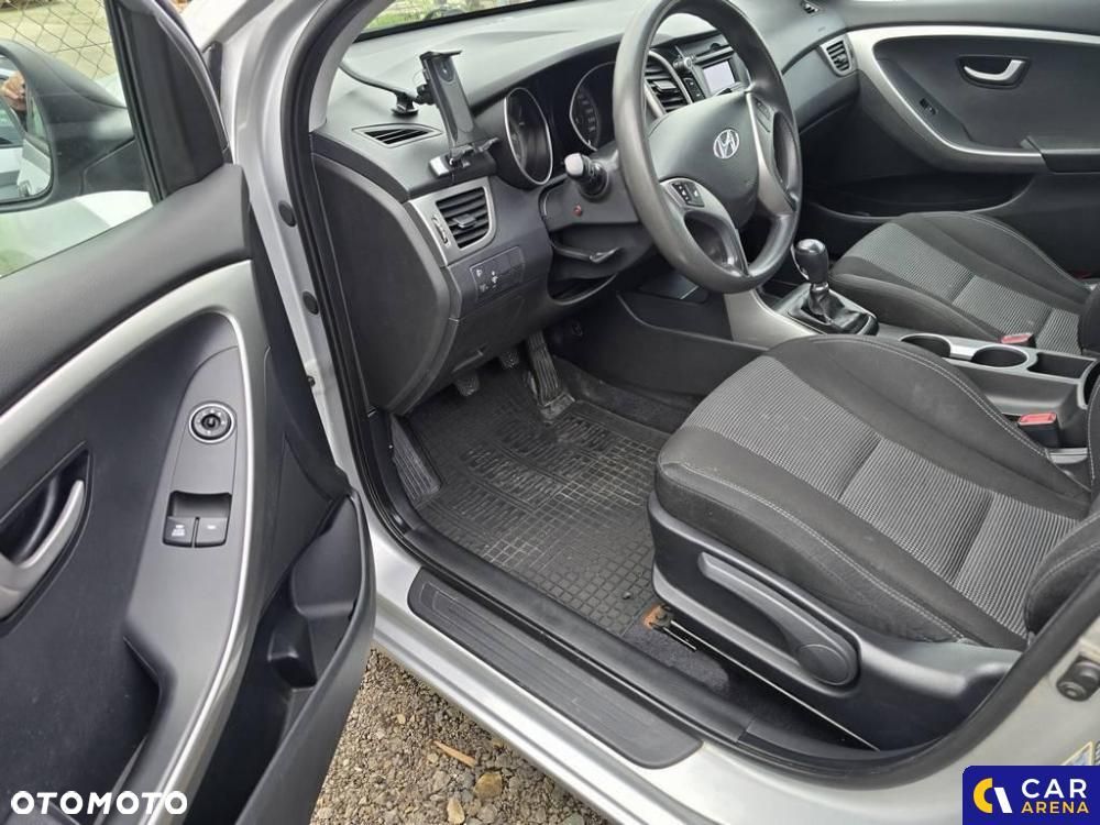 Hyundai i30 1.6 CRDi Classic - 8