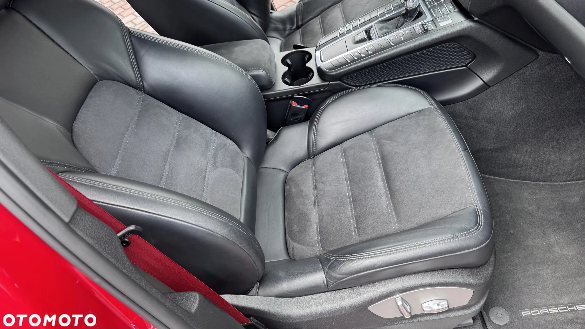 Porsche Macan GTS - 32