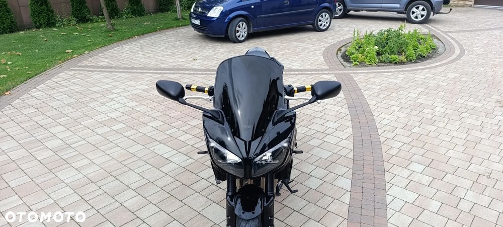 Yamaha FZ - 9