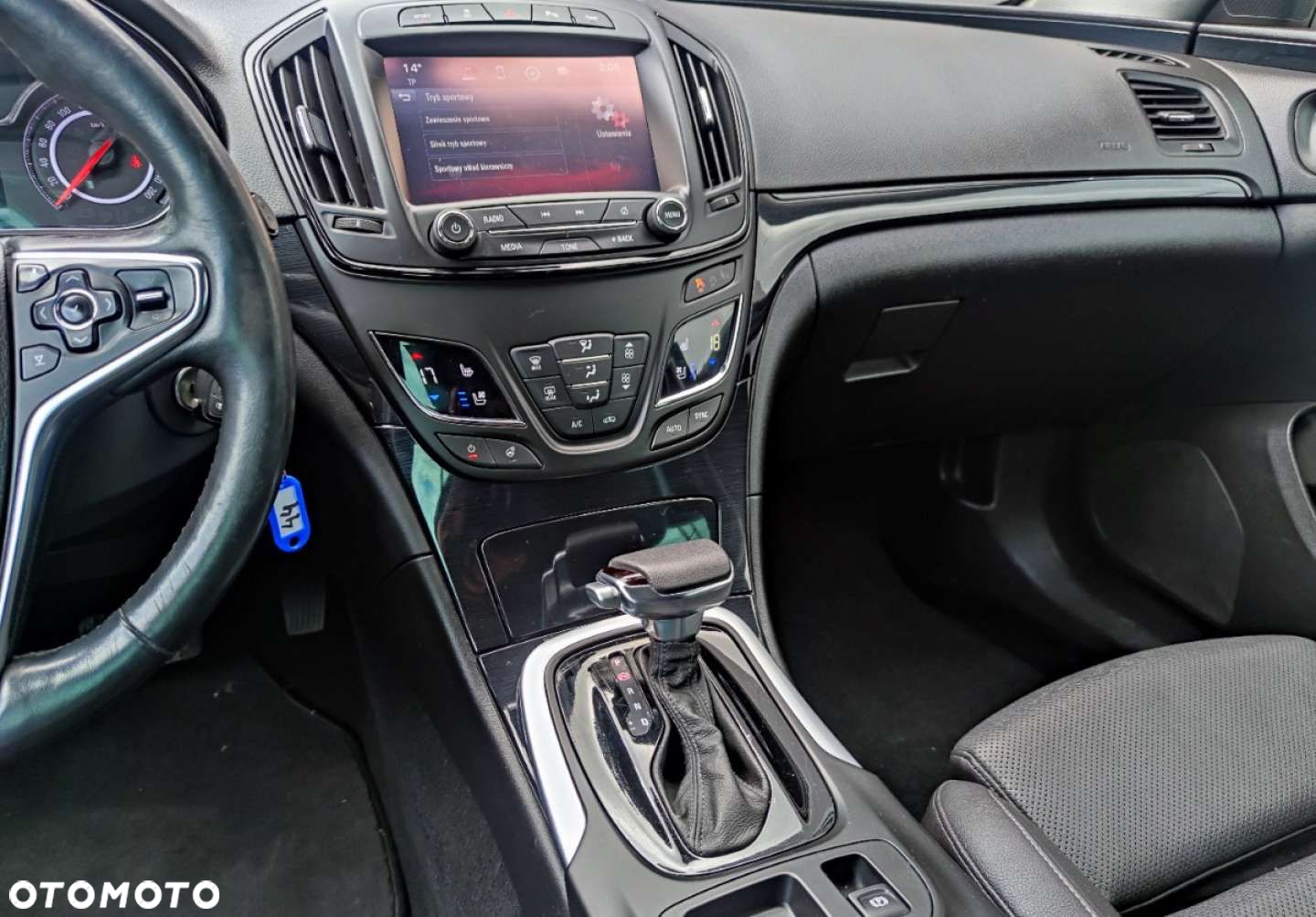 Opel Insignia - 24