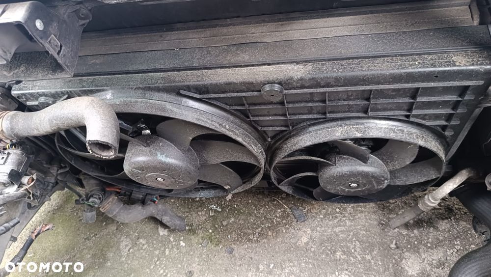 PAS PRZEDNI CHŁODNICE TOURAN 1,9TDI WZMOCNIENIE BELKA POD ZDERZAK - 2