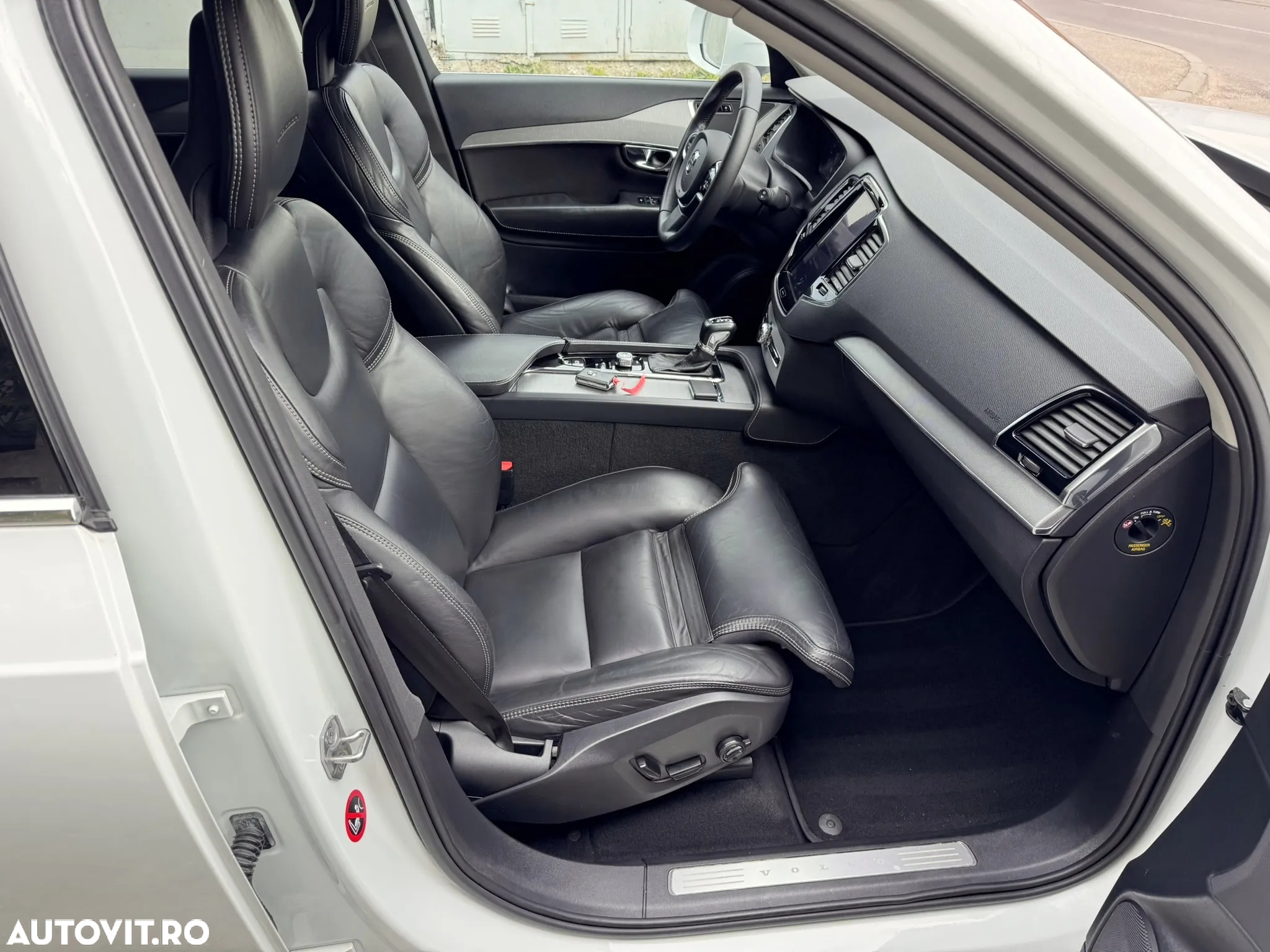 Volvo XC 90 D5 AWD Geartronic Inscription - 33