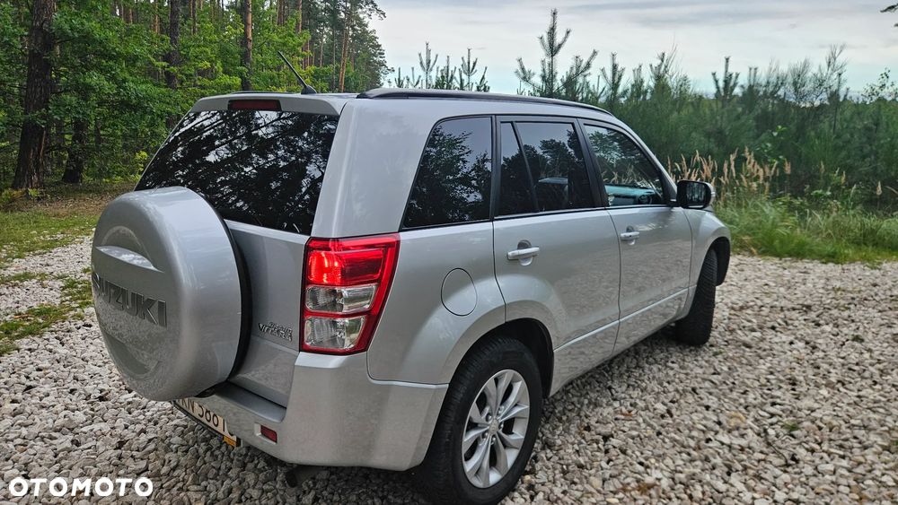 Suzuki Grand Vitara 2.4 Premium EU5 - 7