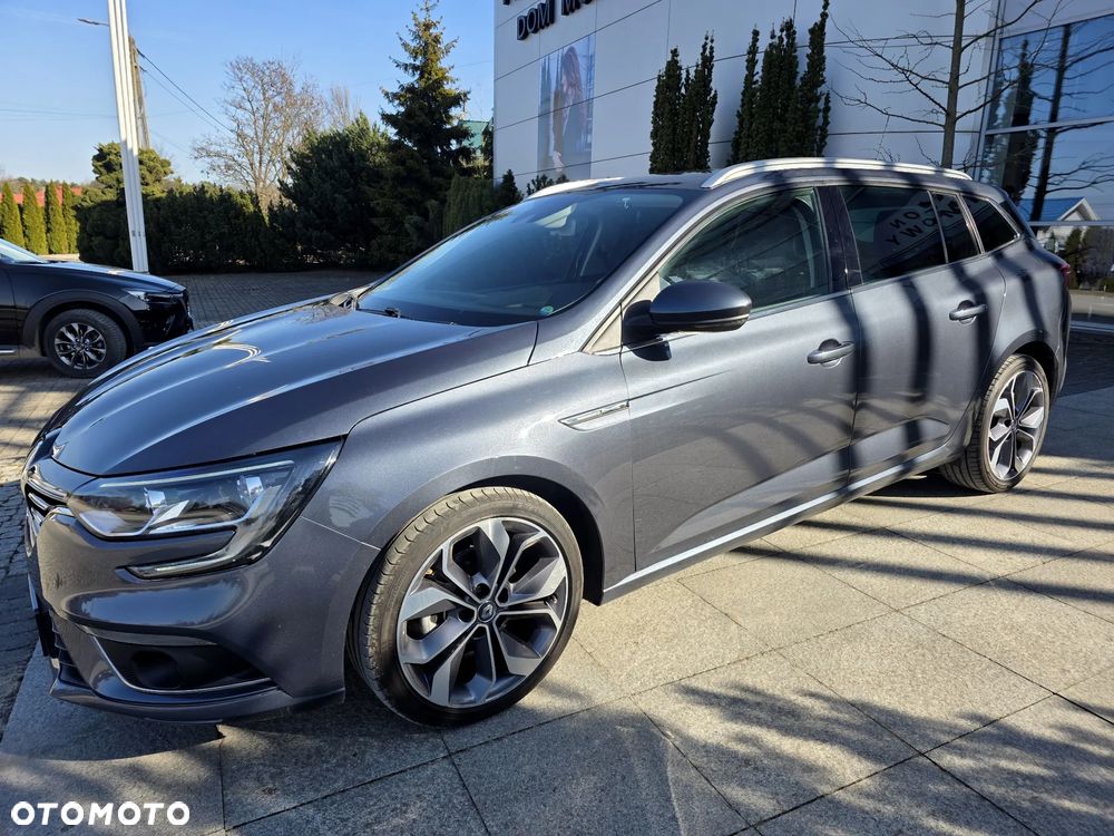 Renault Megane ENERGY TCe 130 EDC BOSE EDITION - 4