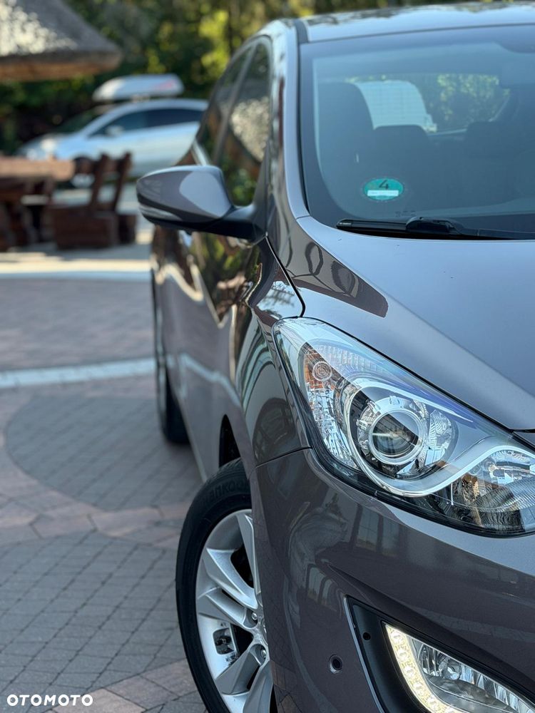 Hyundai i30 1.6 Automatik Trend - 14