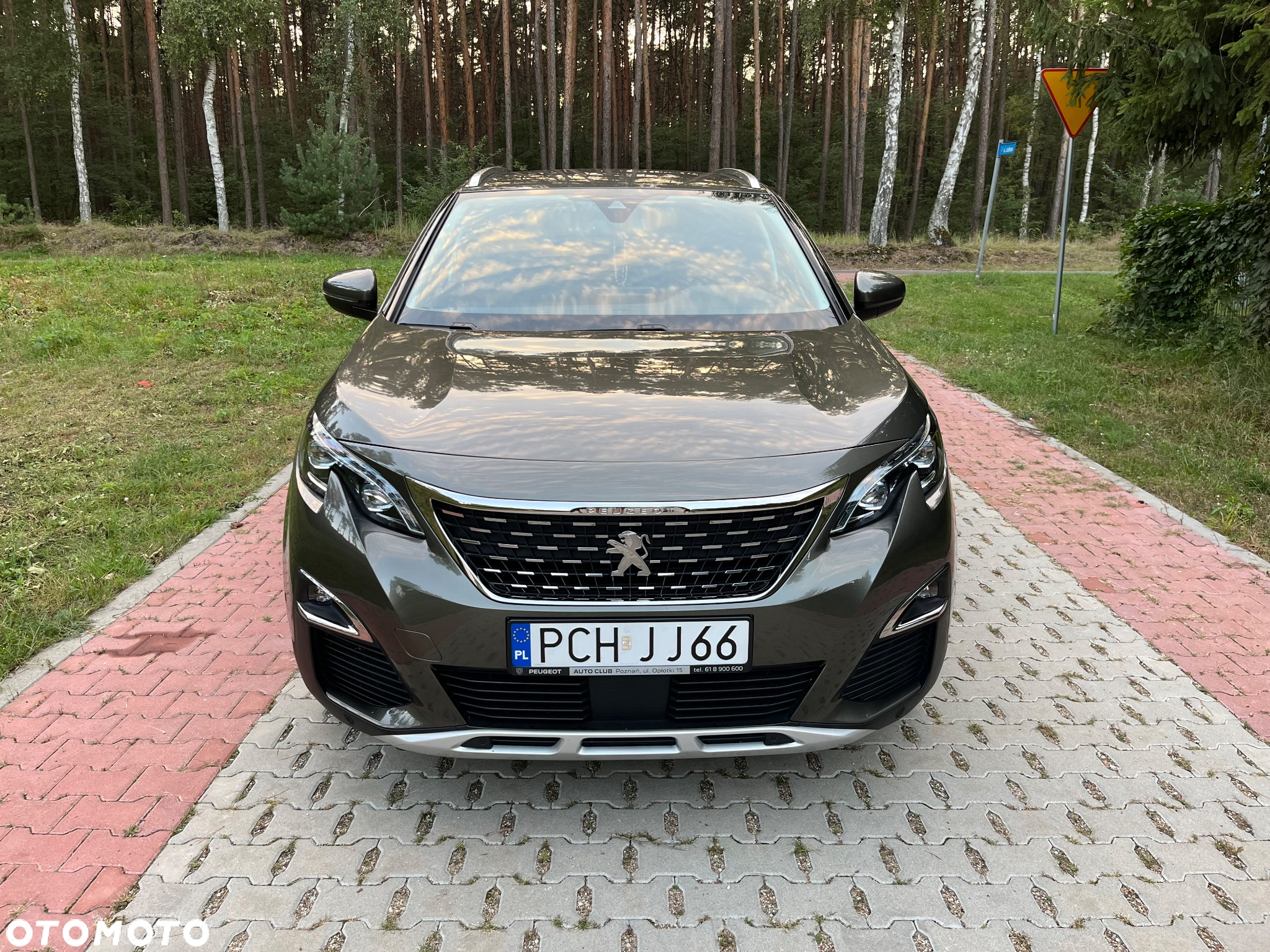 Peugeot 3008 1.2 PureTech Allure Pack S&S - 8