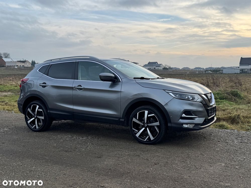 Nissan Qashqai 1.6 DCi TEKNA+ - 8