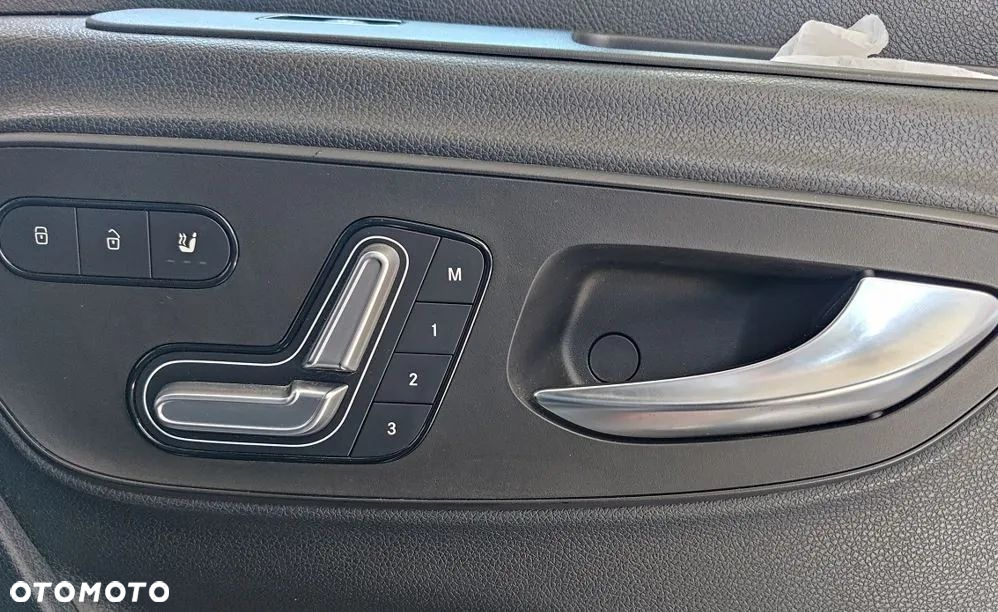 Mercedes-Benz Sprinter - 10