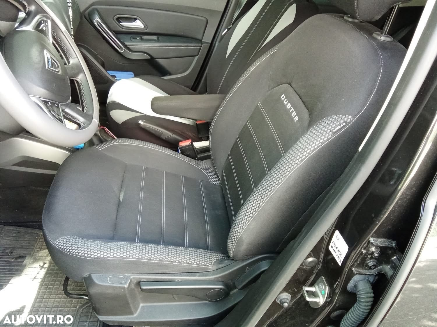 Dacia Duster 1.6 SCe Prestige jante 16" - 4