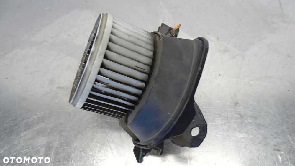 WENTYLATOR NAWIEWU OPEL CORSA D 1.3CDTI - 2