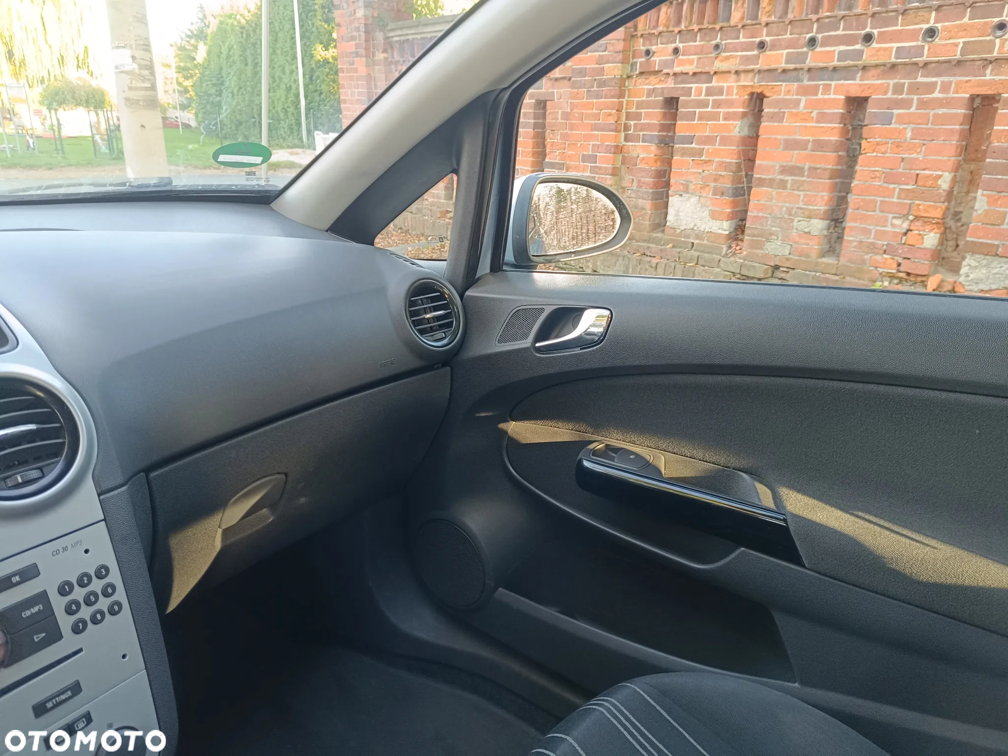 Opel Corsa - 10