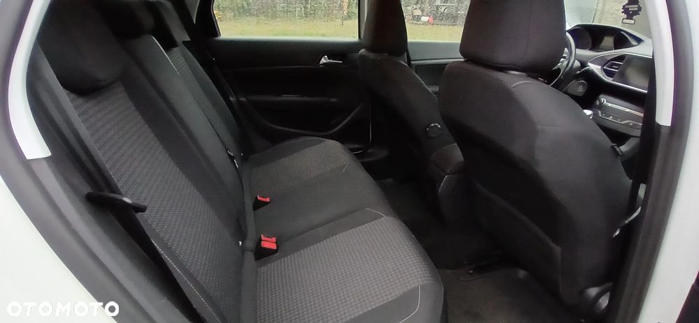 Peugeot 308 1.6 BlueHDi Active S&S - 16