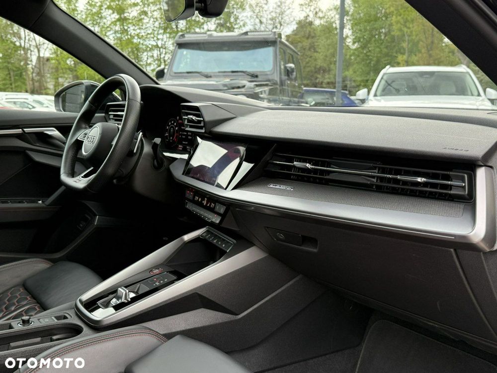 Audi RS3 Sportback - 21