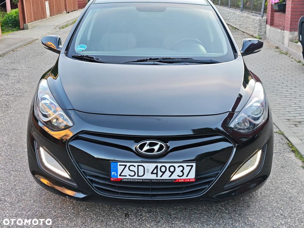 Hyundai i30 1.6 CRDI Trend - 3