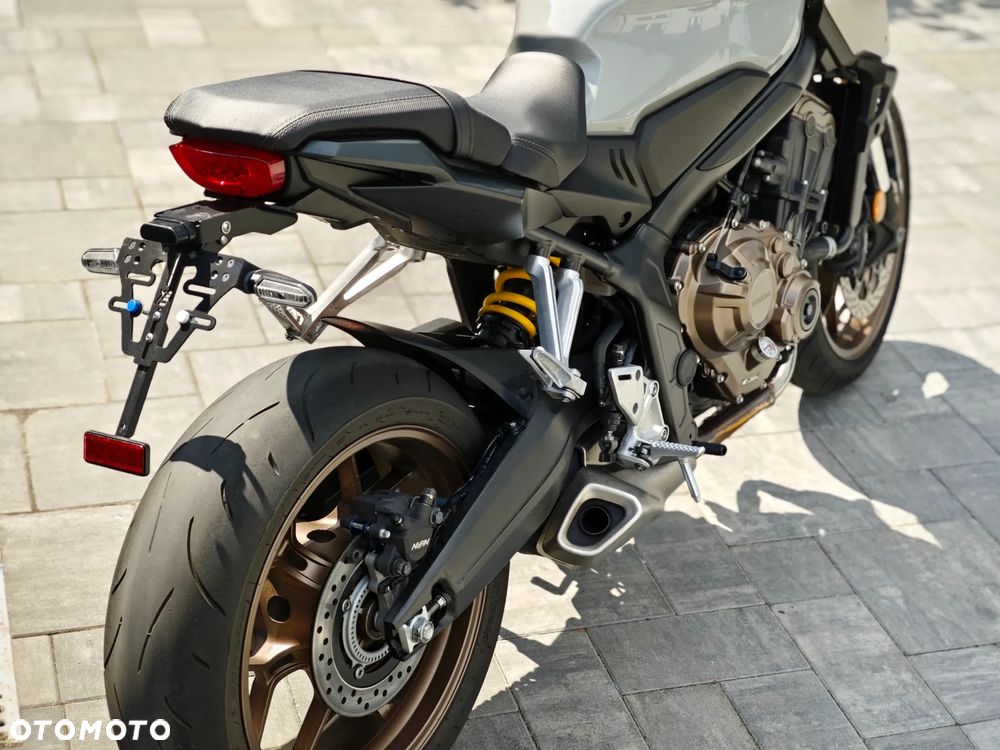 Honda CB - 27
