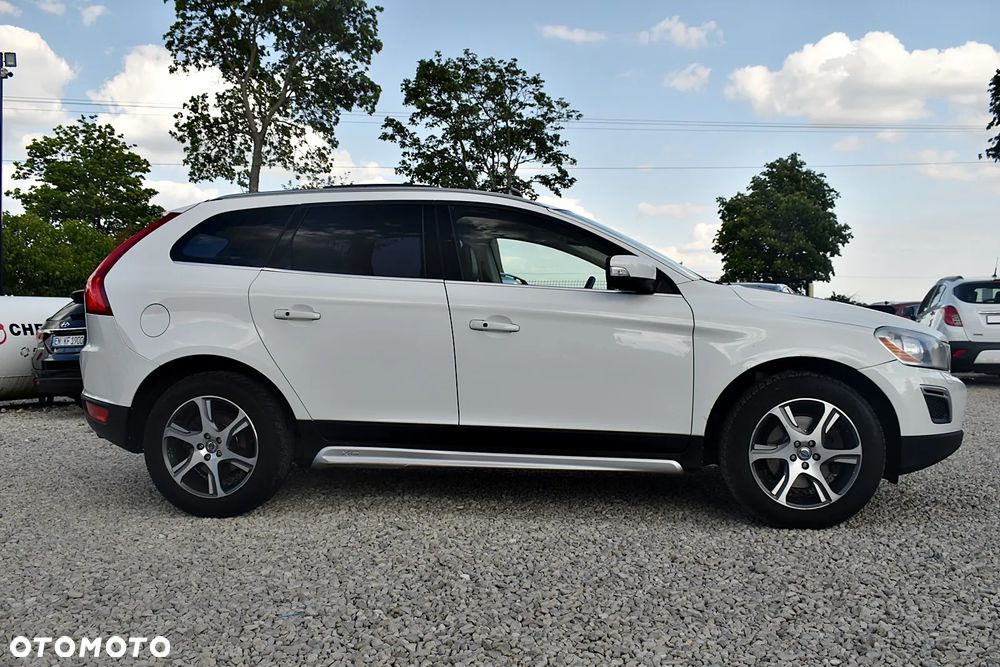 Volvo XC 60 2.4D AWD Summum - 9