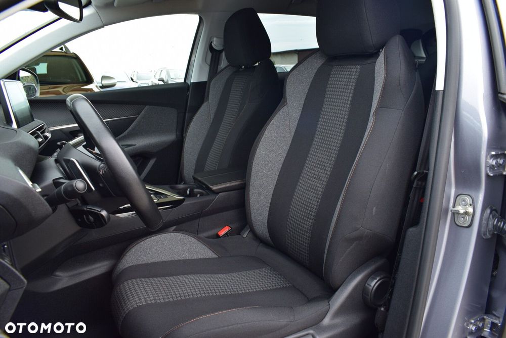 Peugeot 3008 1.5 BlueHDi Active S&S EAT8 - 22