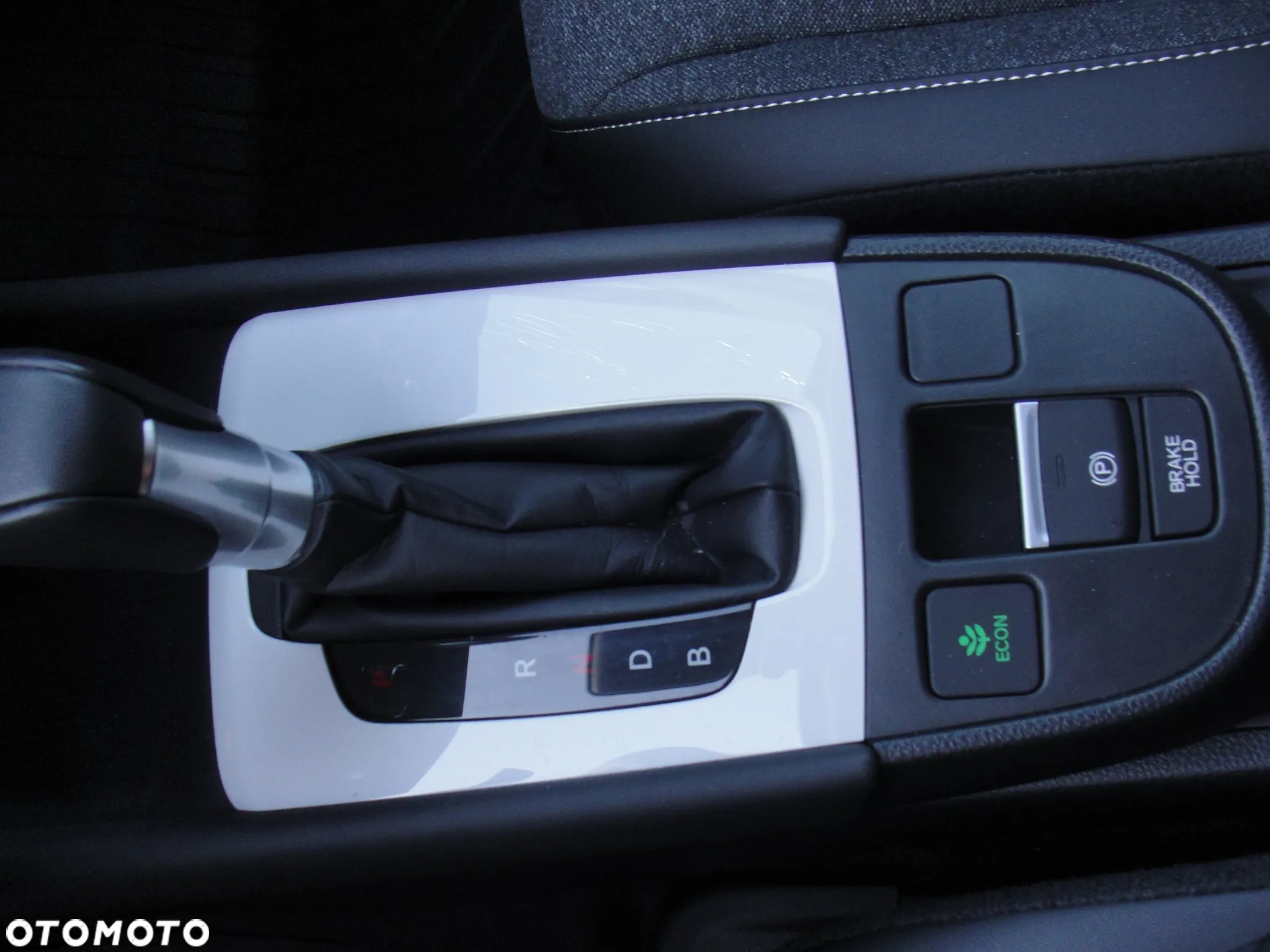 Honda Jazz 1.5 i-MMD Executive - 12