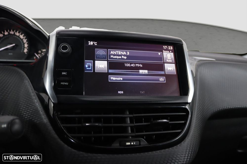 Peugeot 208 1.2 PureTech Allure - 13