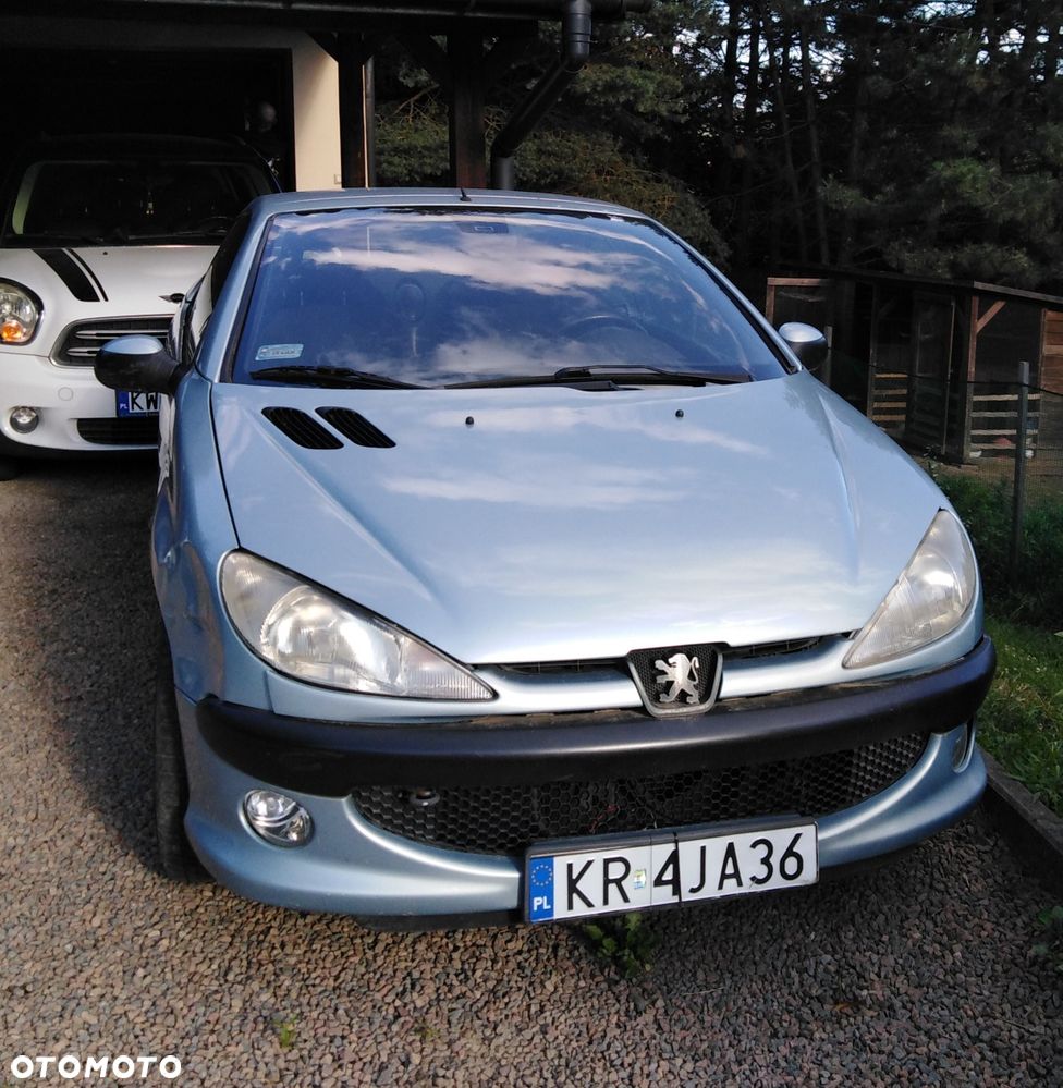 Peugeot 206 CC - 1