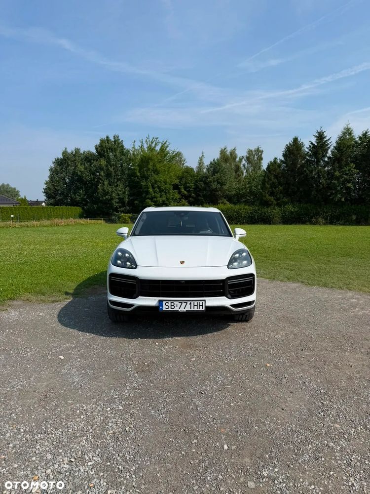 Porsche Cayenne Turbo S E-Hybrid - 4
